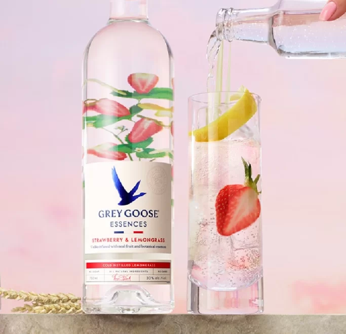 GREY GOOSE® Essences Strawberry & Lemongrass