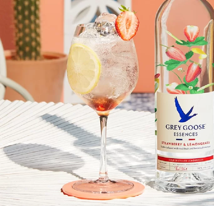 GREY GOOSE® Essences Strawberry & Lemongrass