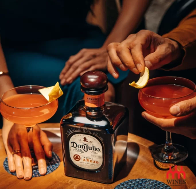 DON JULIO AÑEJO GIFT BOX