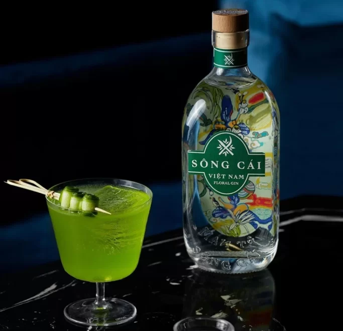 Sông Cái Việt Nam Floral Gin